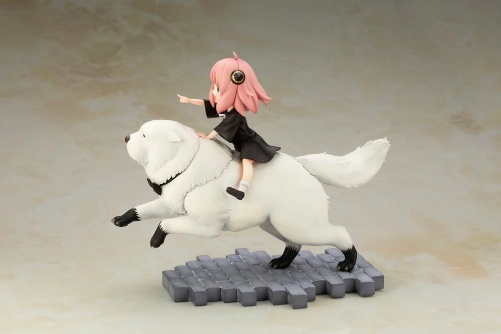 SPY X FAMILY ANYA FORGER AND BOND FORGER WITH BONUS FACE PART - Image 3