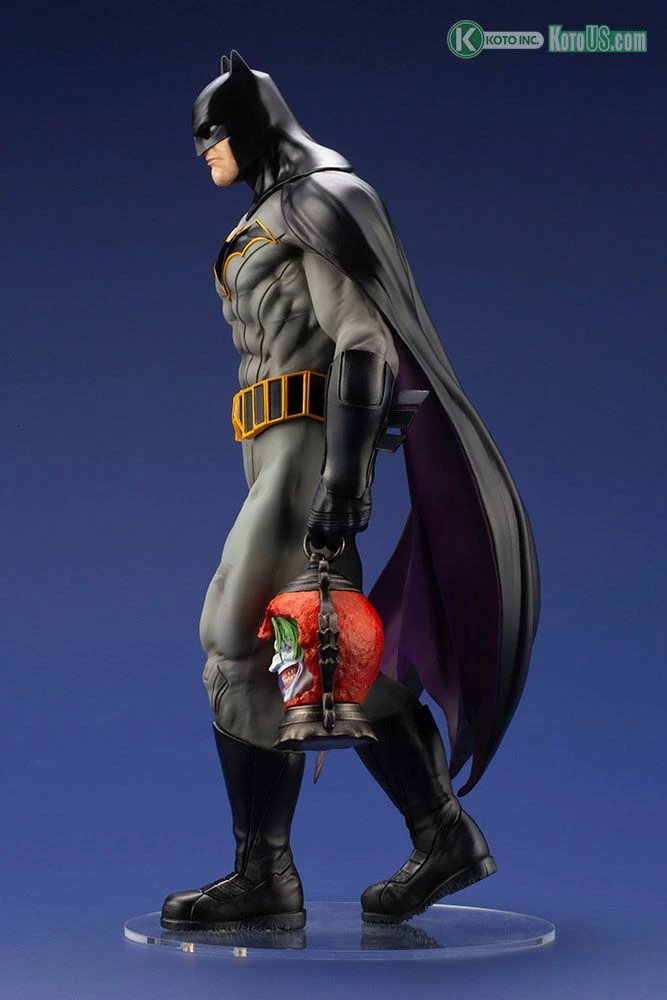 BATMAN: LAST KNIGHT ON EARTH BATMAN ARTFX STATUE - Image 3