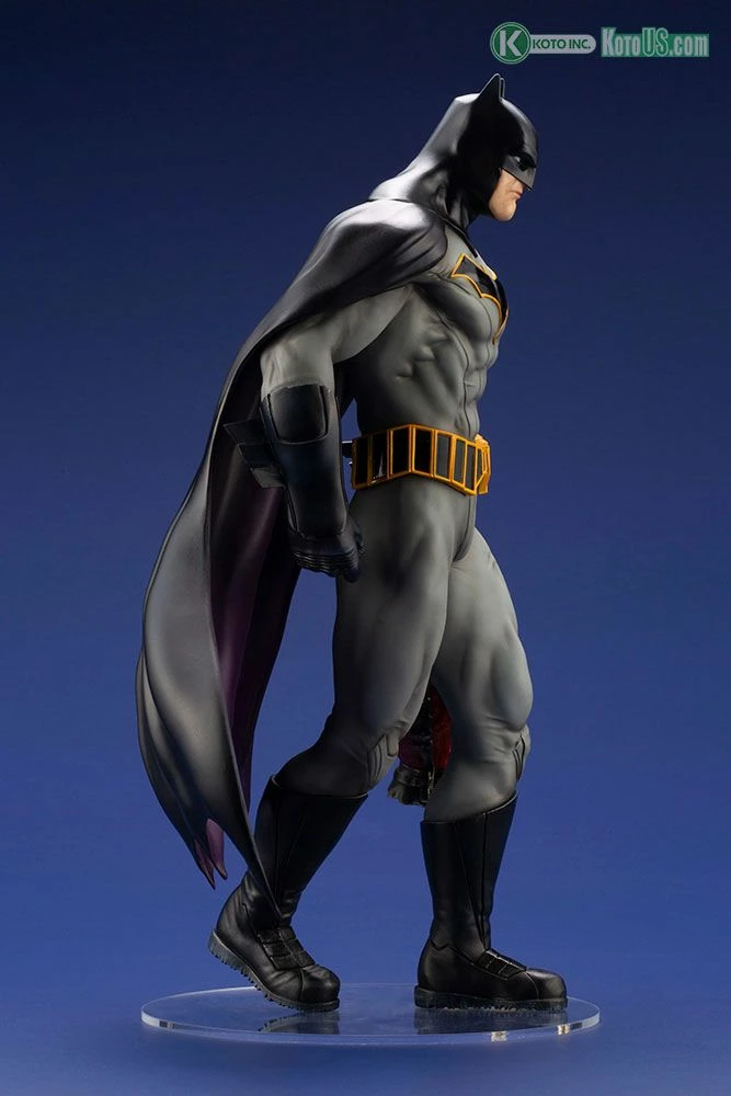 BATMAN: LAST KNIGHT ON EARTH BATMAN ARTFX STATUE - Image 7
