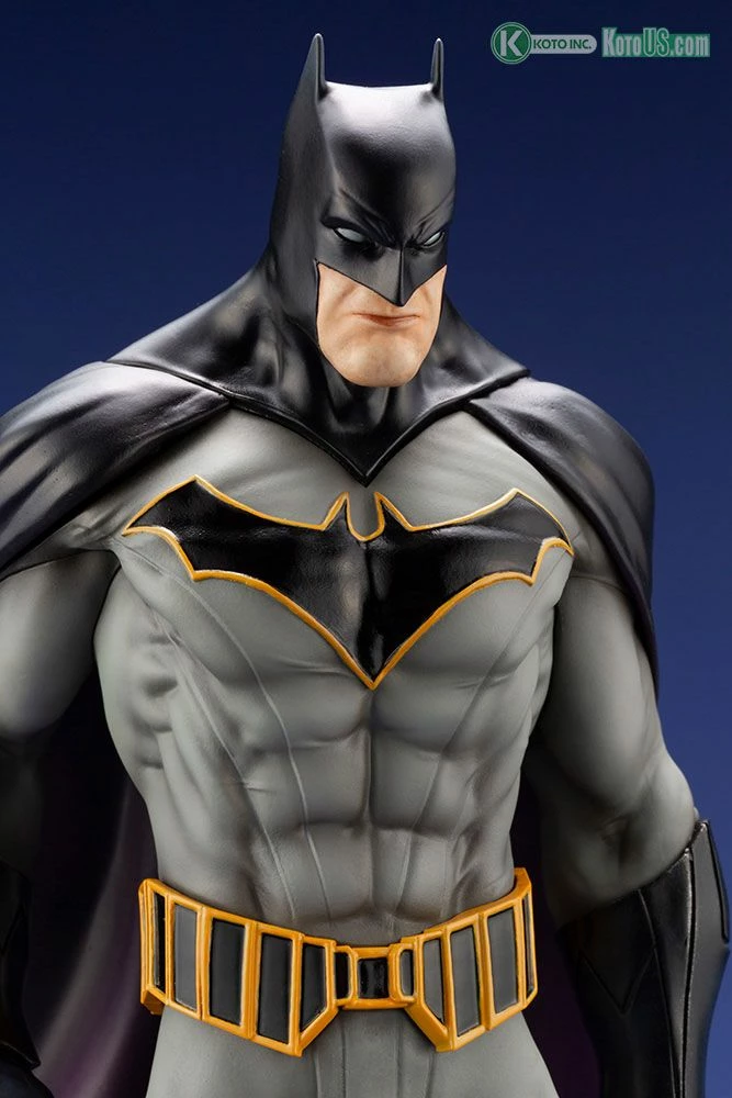 BATMAN: LAST KNIGHT ON EARTH BATMAN ARTFX STATUE - Image 12